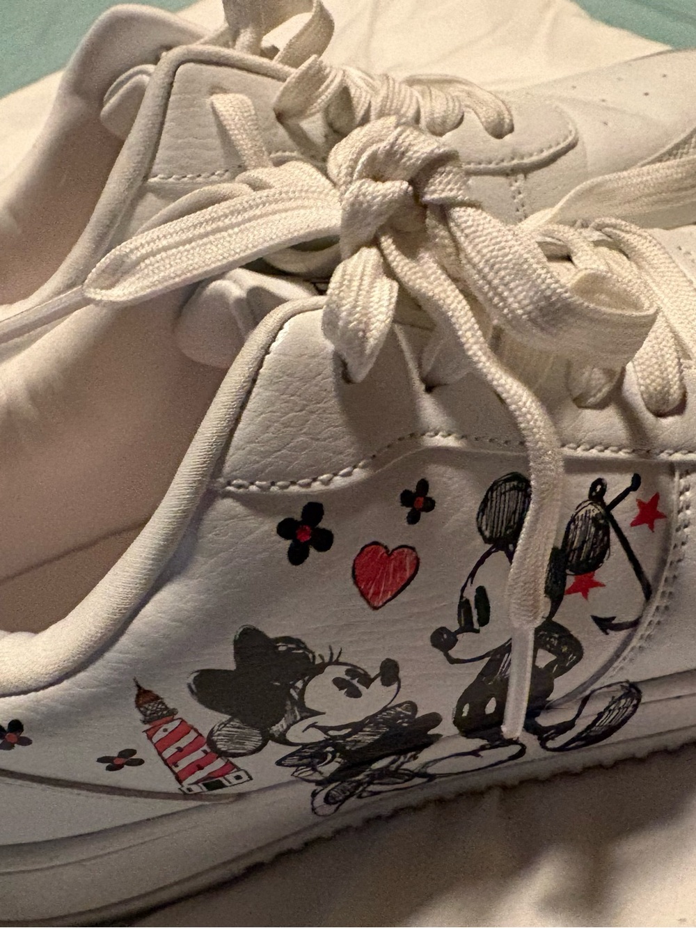 Kids White Cartoon Graphic Sneakers - Mickey & Minnie Inspired
